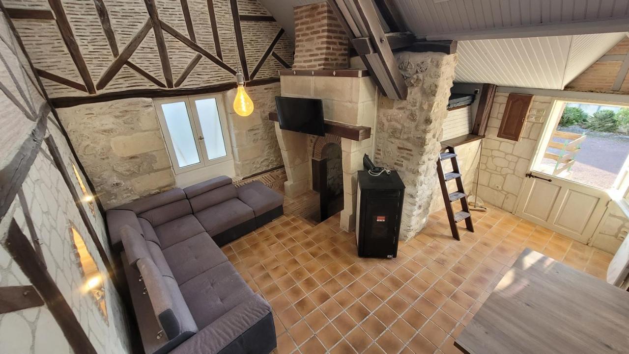 Gite De Charme Proche Loire A Velo Avec Jacuzzi Privatif Savonnières Εξωτερικό φωτογραφία
